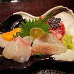 くろぎ - 御造里 天然鯛 あしらい色々