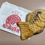 鳴門鯛焼本舗 - 料理写真: