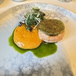 ラ ベデュータ - 鱒のインパナート
      エルベ アロマティケ 平飼い金鵄卵 ポモドーロ