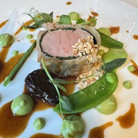 ラ ベデュータ - 仔牛肉のアル フォルノ
                  春豆 スプニョーラ マルサラワイン