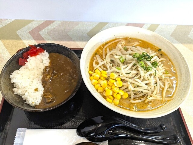 食事処 一慶 - 泉中央（食堂）