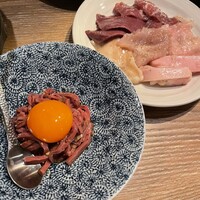 炭火焼肉ホルモン うしごろ 中目黒店 - 