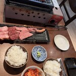 ホルモン焼肉 炎吉 - 