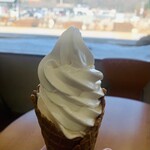 道の駅 はくしゅう - ① 400円：やまじお牛乳ソフト