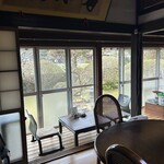 あづまや虹 - 内観