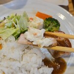 キッチン ブルー グローブ - ポテサラを添えて