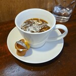 キッチン ブルー グローブ - ホワイトコーヒーへ