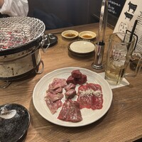 炭火焼肉ホルモン うしごろ 中目黒店 - 