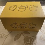 AM STRAM GRAM  - 箱もかわいい