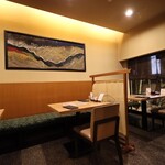 にぎり鮨 一五〇 - テーブル席