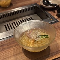 焼肉うしごろ 新宿三丁目店 - 