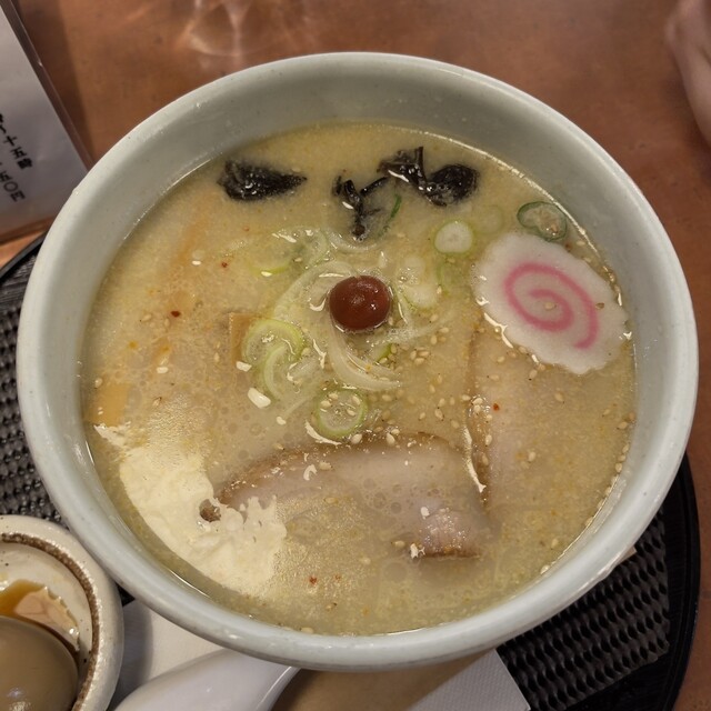 らーめん山頭火 仙台南吉成店 - 国見/ラーメン | 食べログ