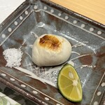 鮨 功 - 天然とらふぐの白子（舌やけどする！）