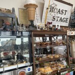 ゆりあげ港朝市 - メイプル館内のカフェ