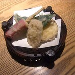 金澤旬料理 八兆屋 駅の蔵 金沢駅店 - 