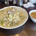 飛龍 - 料理写真:普通サイズの叉焼チャーハン