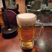 カルネジーオ イースト - 