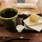 白壁カフェ花ごよみ - コーヒー(和菓子付き)