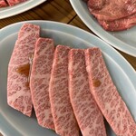 精肉・焼肉 とよおか - 上カルビ2200円