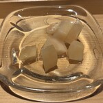 鮨処 池上 - ガリ