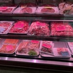 精肉・焼肉 とよおか - 肉屋ショーケース
