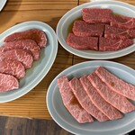 精肉・焼肉 とよおか - シンシン、上カルビ、ロース
