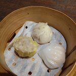 中華屋悟空 - 蒸し物　焼売三種