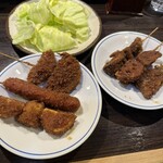 串かつ 船越 - 玉ねぎ、チョリソー、いも