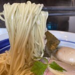 麺処 景虎 - 麺アップ