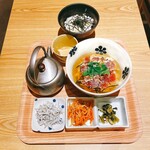 だし茶漬け+肉うどん えん ラスカ平塚店 - ◆漬け鮪の漁師風 ¥980
                                ◆ライス大(+100g•無料)
                                ◆(トッピング)釜揚げしらす ¥150
                                ※税込
