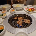 ぴょんぴょん舎 - タン塩焼きます！