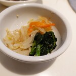 ぴょんぴょん舎 - ランチのナムル盛り合わせ