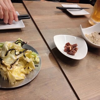 ワインの酒場 モノ_1