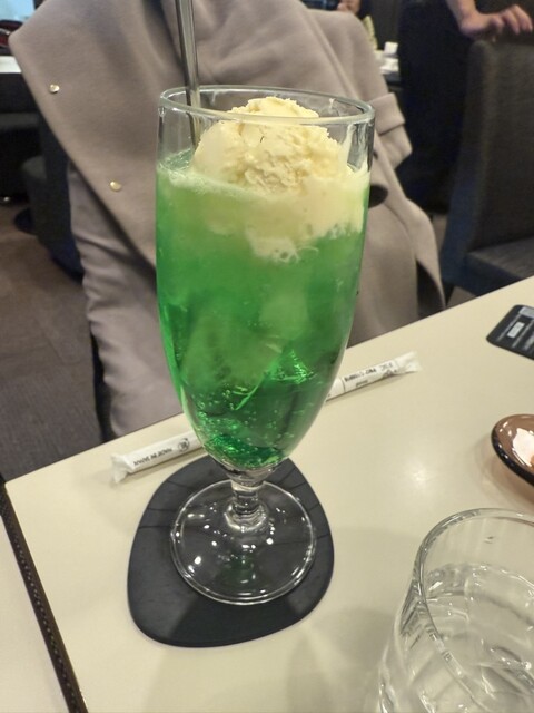 Kissa Shitsu Renoir Tamachi Mitaguchi Ekimae Ten photo 5