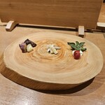 鴨と醸し 鼓道 - お野菜のアミューズ✨好きな野菜アイスプラントを久しぶりに食べました♪