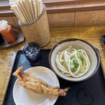 山内うどん店 - 麺柱夫はあつあつ(ひやあつ？)とげそ天