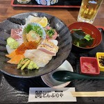 伊豆海鮮 どんぶりや - 料理写真: