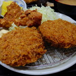 食事処 酒処 富士かつ - 