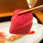 鮨 波やし - ［８回目］中とろアップ