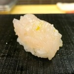 鮨 波やし - ［８回目］白えびの握り