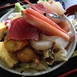 鈴女 - 海鮮丼ＵＰ！