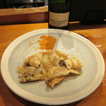 魚虎 - カレイ唐揚 1380円～1680円　、骨だけになったらカットして貰っていただく