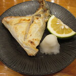 魚虎 - ブリカマ塩焼 780円～850円