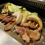 焼肉ザブトン - 