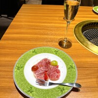 中目黒焼肉 登牛門 - 