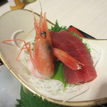 Sushi Soba Tai Kamameshi Fujiya - エビ＆マグロ