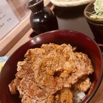 炭焼豚丼 空海 - 