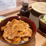 炭焼豚丼 空海 - 