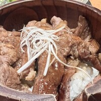 北新地 肉料理 名門 - 
