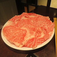 しゃぶしゃぶ・日本料理 木曽路 銀座５丁目店 - 和牛霜降り肉